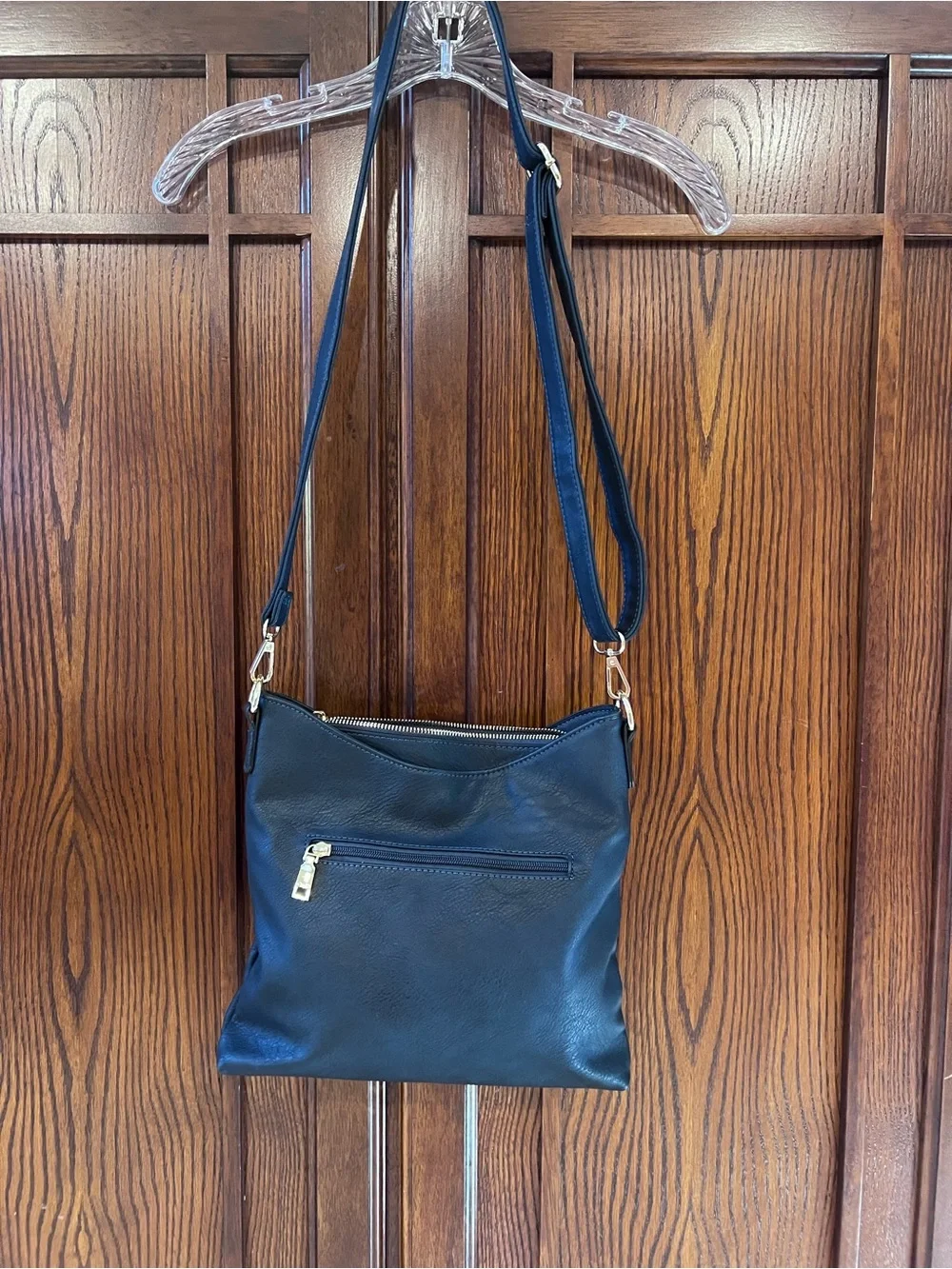 Jen & Co VLeather Crossbody Bag Navy Blue Gold Hardware Zipper Purse Medium